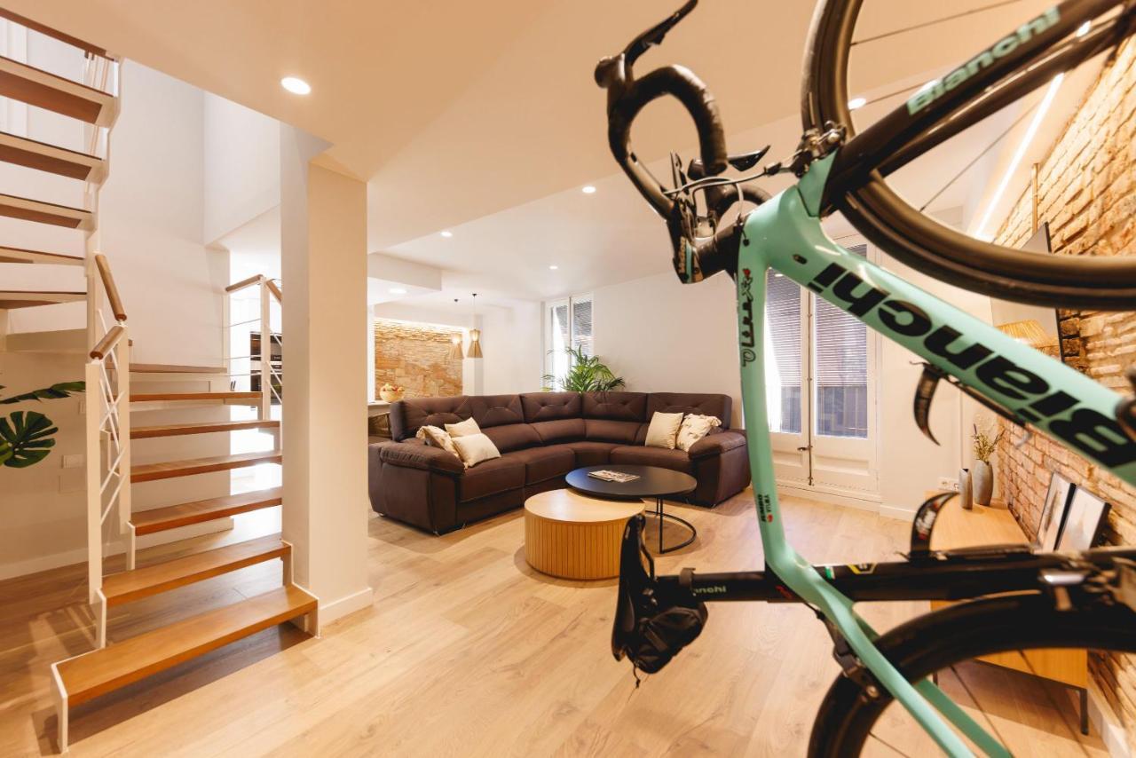 Bravissimo Cort Reial Duplex, Spacious With 3 Bedrooms Girona Exterior photo