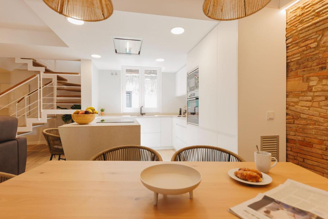 Bravissimo Cort Reial Duplex, Spacious With 3 Bedrooms Girona Exterior photo