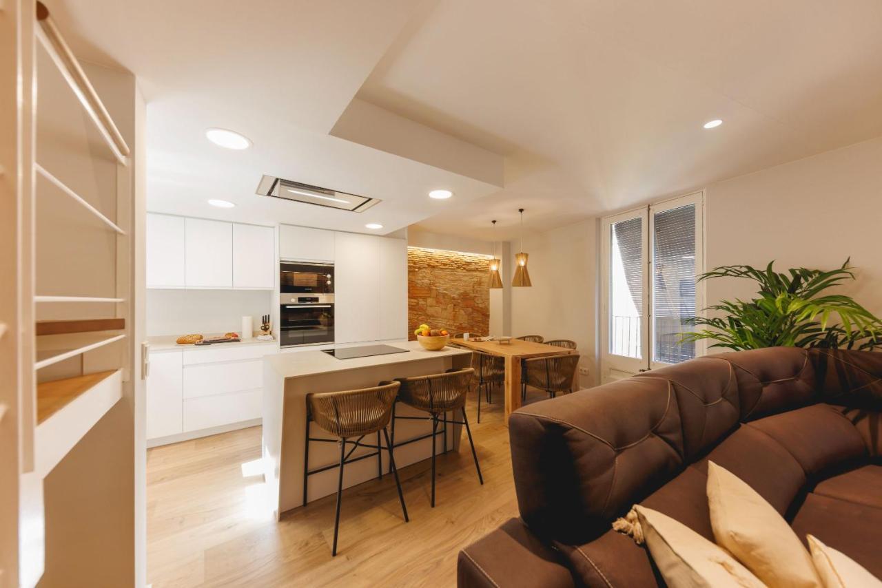 Bravissimo Cort Reial Duplex, Spacious With 3 Bedrooms Girona Exterior photo