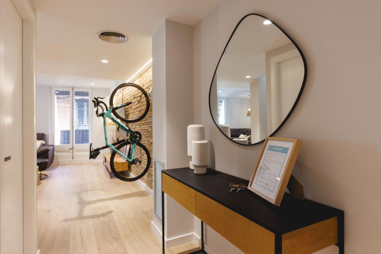 Bravissimo Cort Reial Duplex, Spacious With 3 Bedrooms Girona Exterior photo